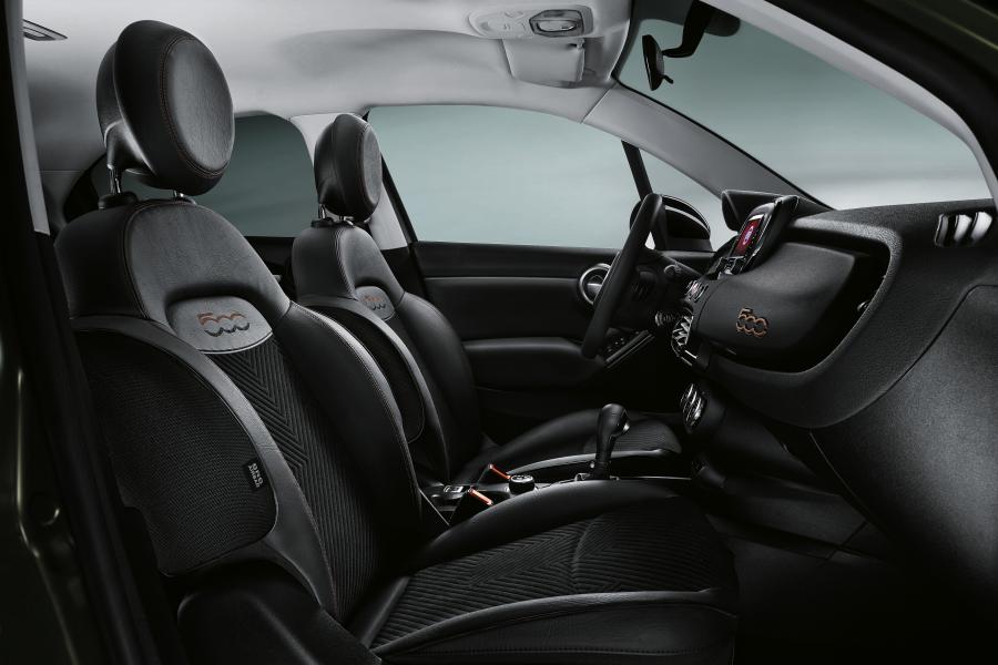 Интерьер Fiat 500X S-Design 2017 года  (фото 4 из 8)